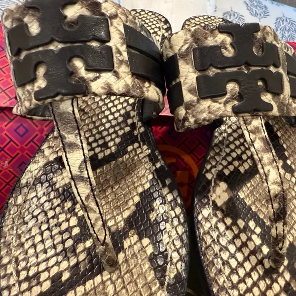 Tory Burch Leigh Snakeskin print Sandals, size 7.5, Like New!! - Image 4