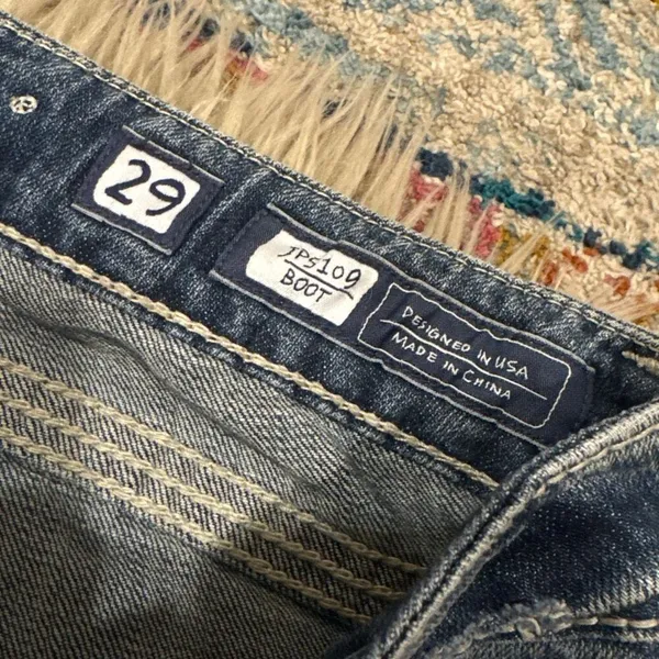 Miss Me Jeans – Size 29 – Bootcut with Embroidered Fleur-de-Lis Pockets - Image 8