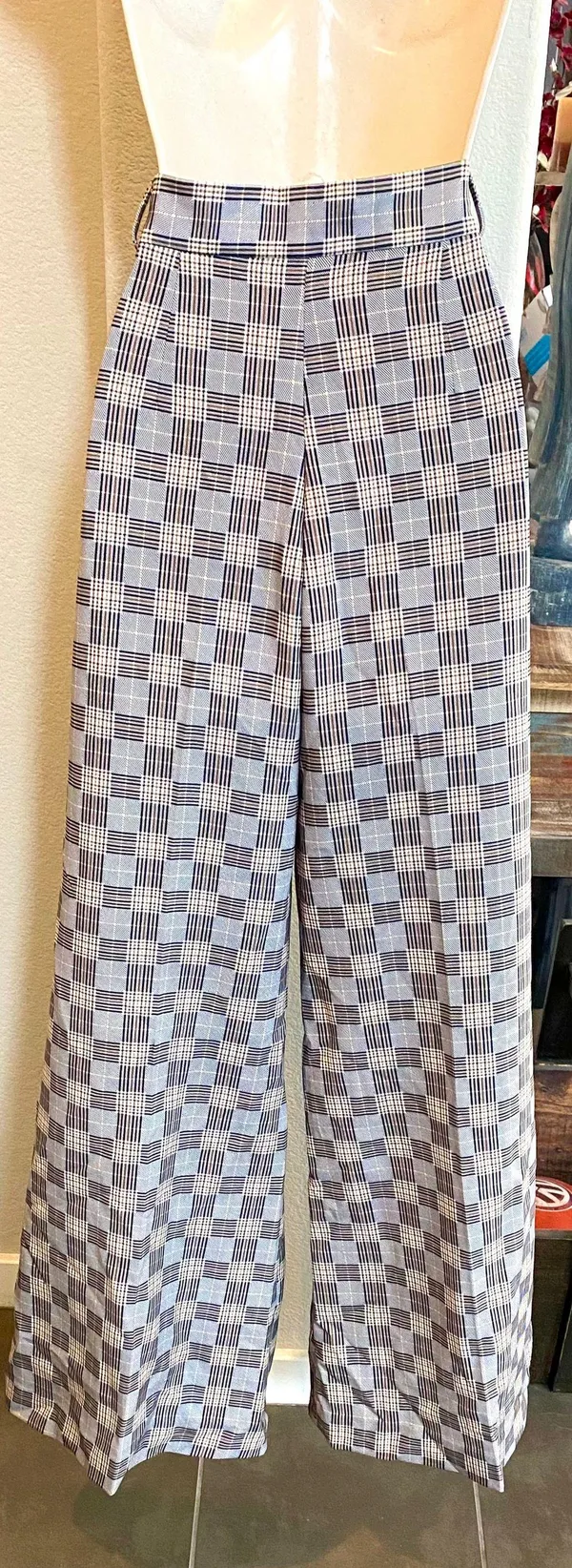 Lena Gabrielle NWT high waisted plaid palazzo pants. Sz 2 - Image 3