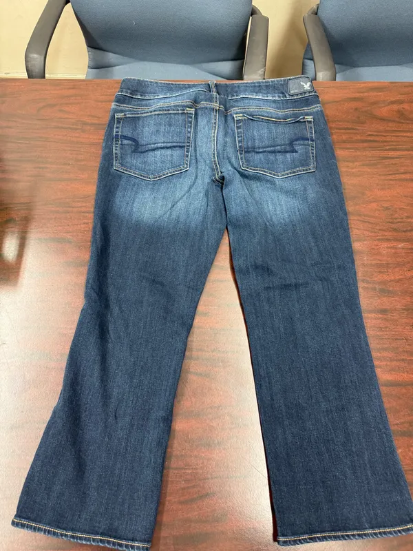 American Eagle Super Stretch Artist Crop Size 14 Dark Wash Jeans - Image 3