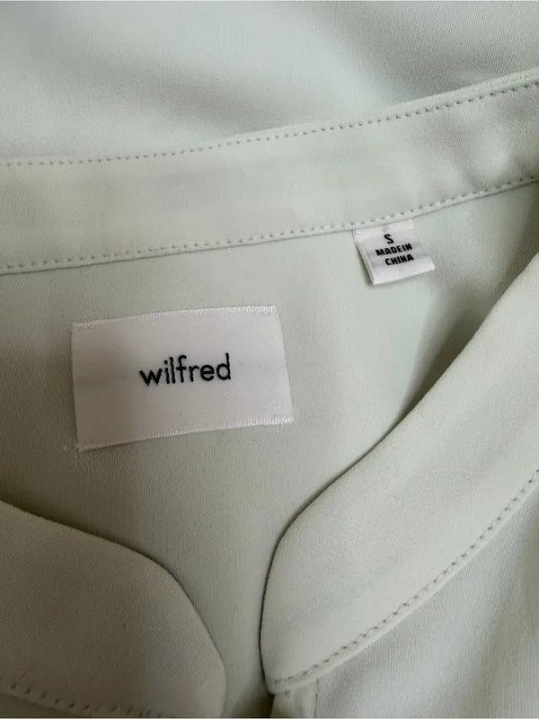 Aritzia Wilfred Ava Blouse in Rainwash Green size Small $98 - Image 8