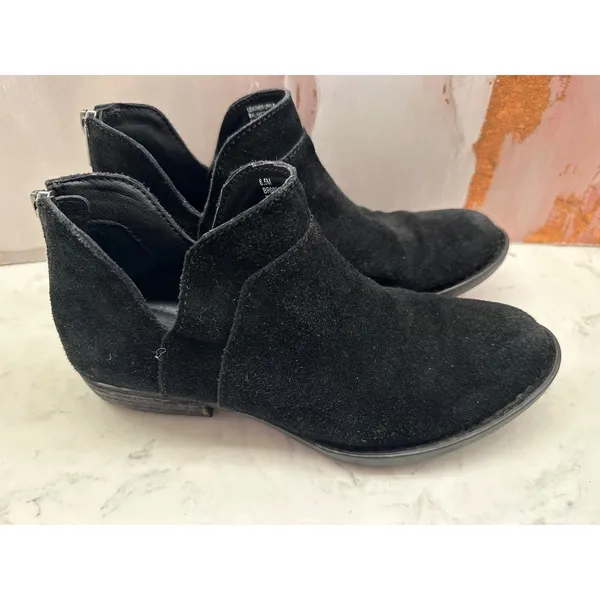Born Brie Black Distressed Suede‎ Leather Ankle Booties Side Cutout 6.5M Western - Image 9