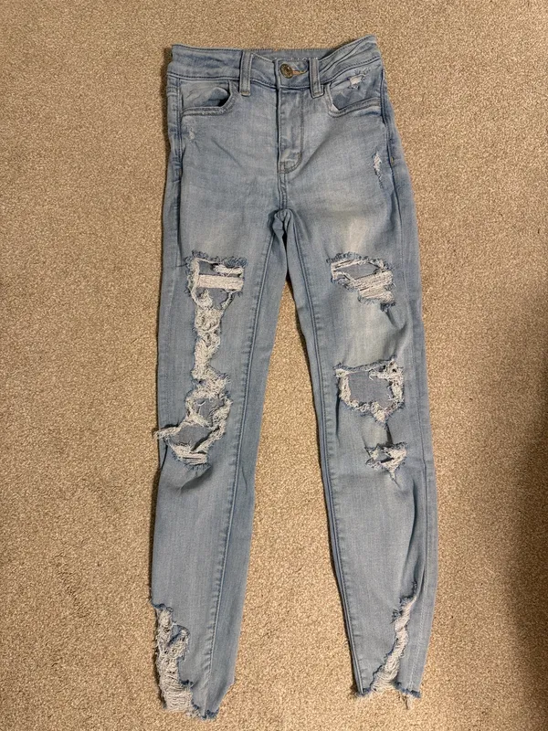 American Eagle Light Wash Distressed Cropped High Rise Jeggings - Image 2