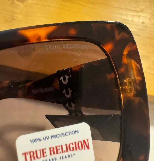 True Religion Sunglasses Oversized - Image 6