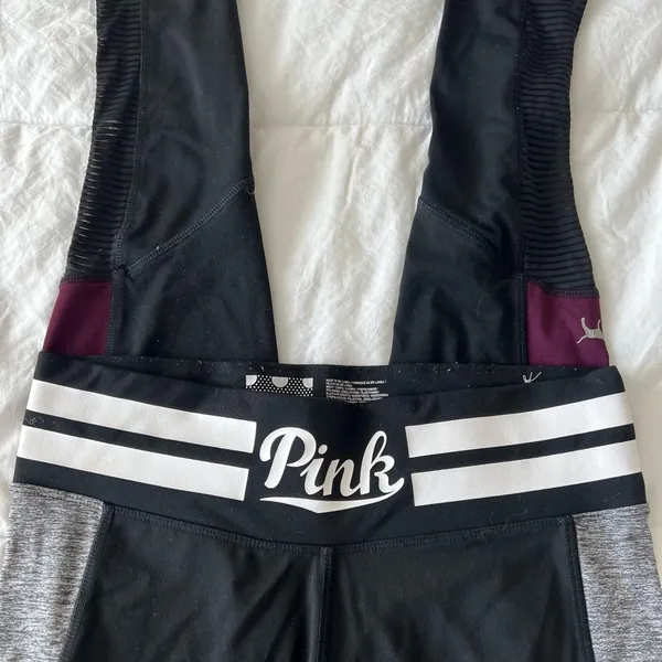 Victoria's Secret Black and Burgundy Womens Leggings - Image 2