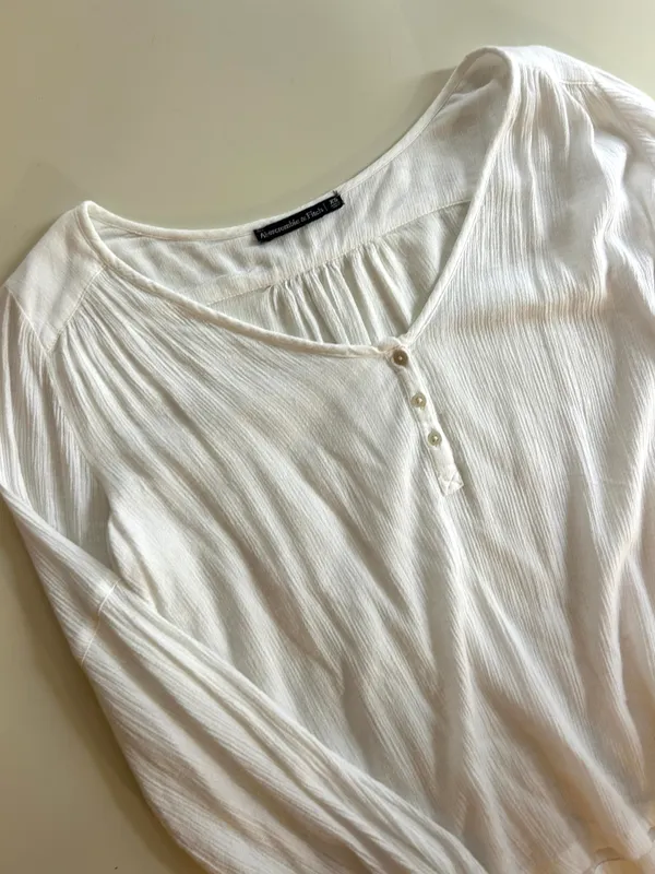 Abercrombie White Blouse - Image 3