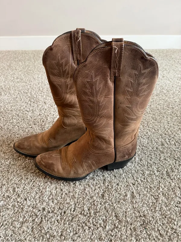 Ariat Women’s Heritage R Toe Western Boot - Image 3