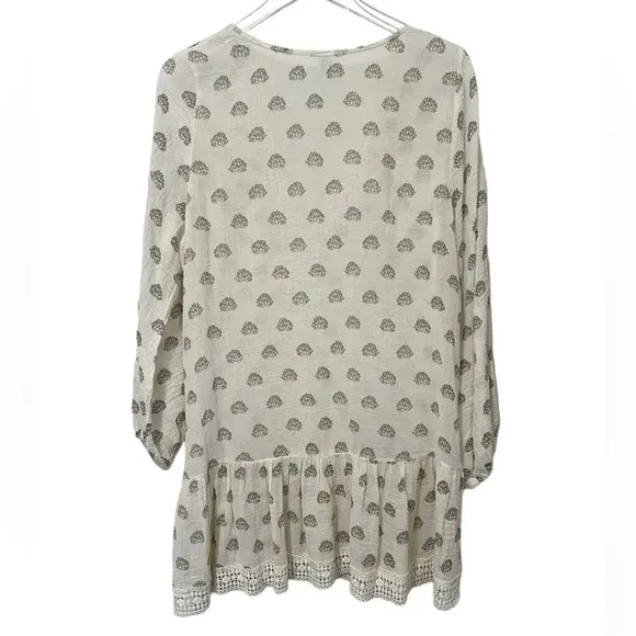 EBERJAY Breezy Weave Cover-up in Lotus‎ Bloom Natural & Sage Grey and size M/L - Image 3