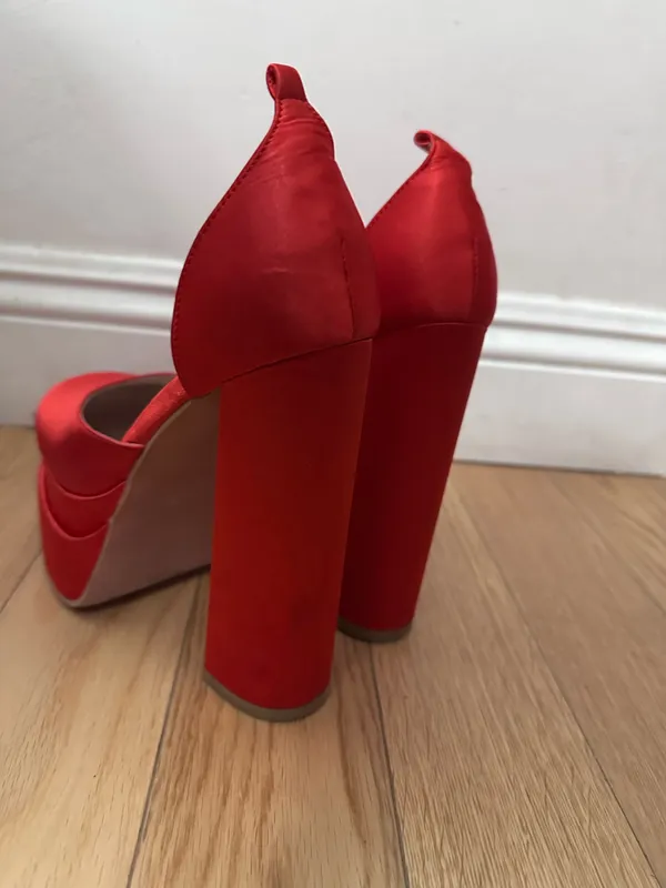 Red chunky platform heels Size 6.5 - Image 7