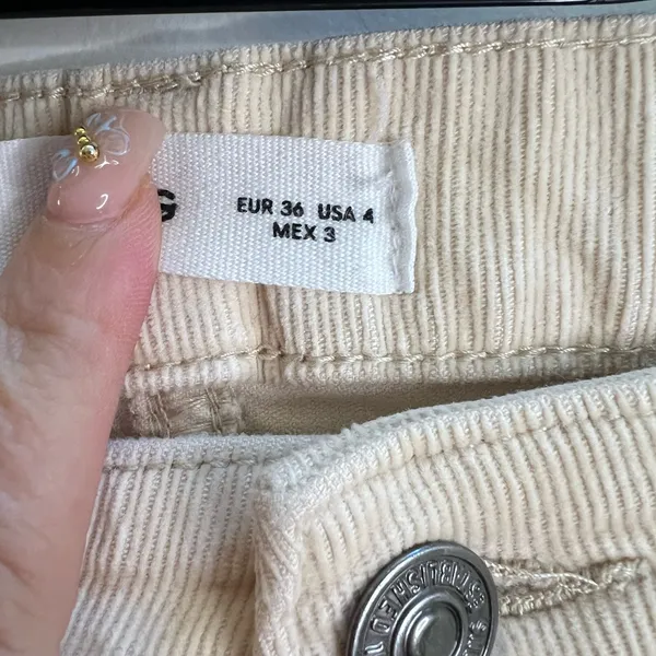 Mango Cream-Colored cropped flared Corduroy Jeans‎ - Image 8