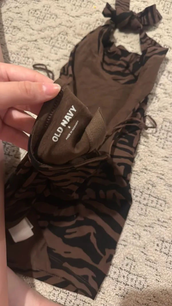 Old Navy Halter Top - Image 3