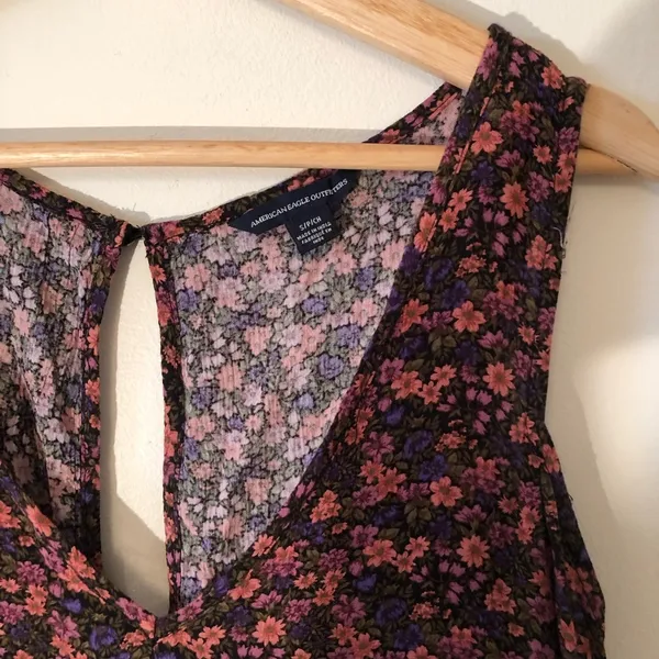 American Eagle Cold Shoulder sz S ✨ - Image 3