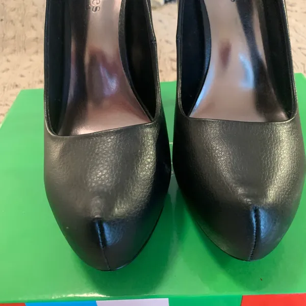 Charles David Rockstar 11 Black Heels - Image 7