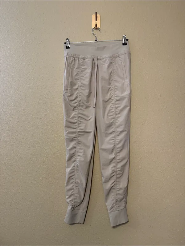 Athleta Altitude pant in abalone Size 4 - Image 3