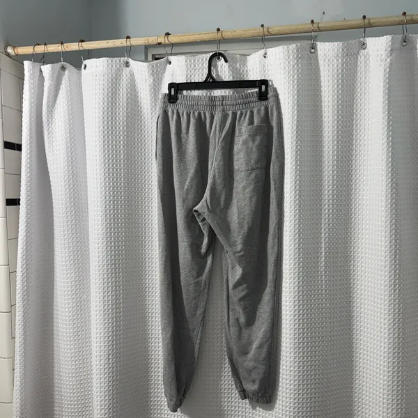 Peloton Women’s Gray Soft Fleece Sweatpant Size Medium - Image 5
