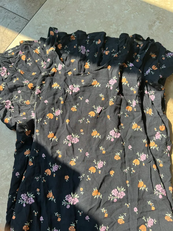 Princess Polly Black Floral Maxi Dress - Image 4