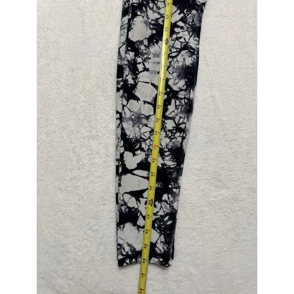 Lululemon Women's Leggings Shibori Tie Dye Size 8 - Image 10