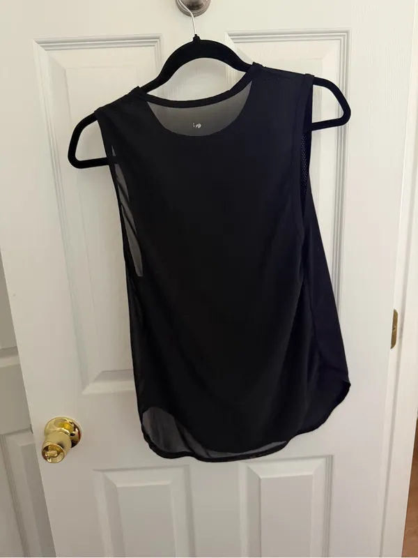 Women's Fabletics Black Mesh Workout Tank Top Size Small - Image 3