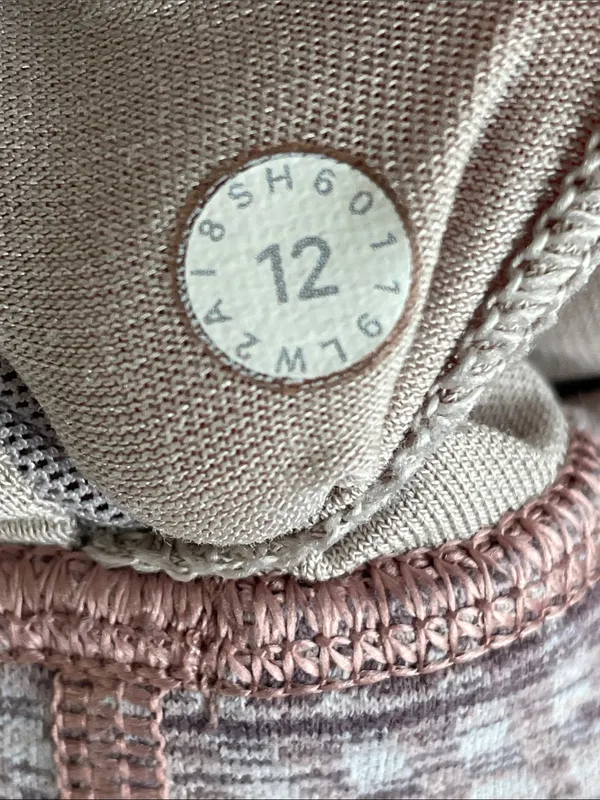 Lululemon Energy Bra Arrow Jacquard Antique Bark Copper Coil - Image 5