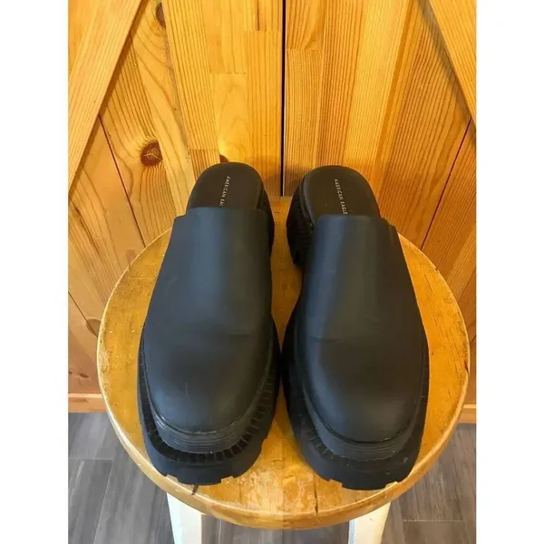 American Eagle Black Mule Shoe Womens Size 9 - Image 2