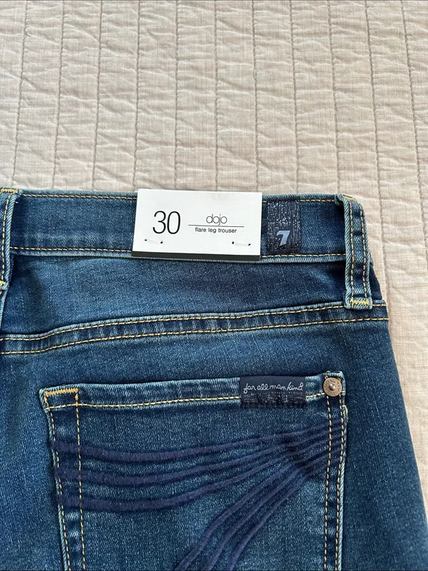 NWT 7 for all mankind Dojo Y2K flare leg trouser jeans 30” - Image 10