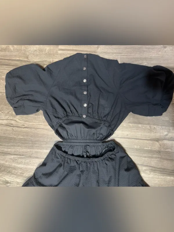 Madewell Black Textured Puff Sleeve Cutout Midi Dress Size Medium - Image 10