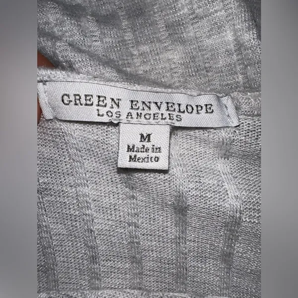 Green Envelope Gray Ribbed Sweater Scoop Neck Size Medium - Image 5