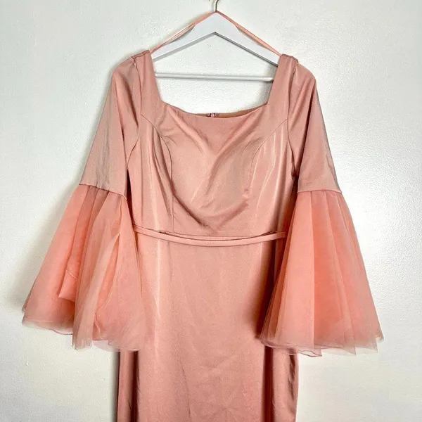MAC DUGGAL Square Neck Bell Sleeve Column Gown in Rose Size US 8 - Image 4