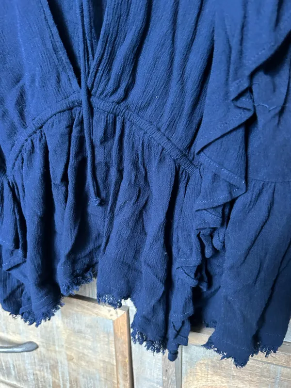 Blue flowy top - Image 5