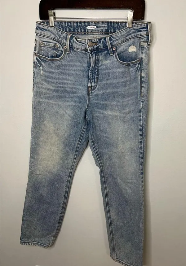 Old Navy Power Straight High Rise Distressed Denim Size 12 - Image 3