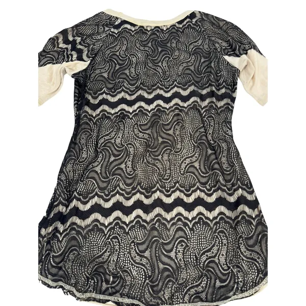 BKE Boutique Womens Small Black Lace Beaded Crochet‎ Bib Short Sleeve Top Cream - Image 5