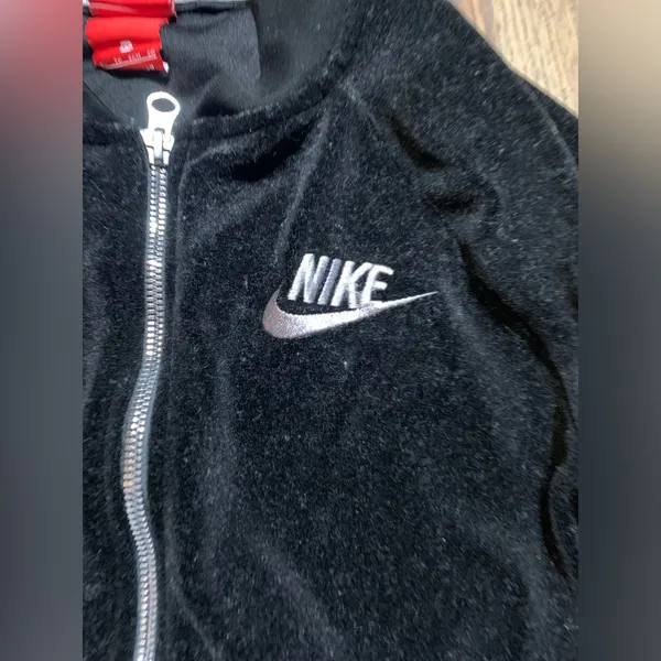 Nike velvet zip up XS - Image 2