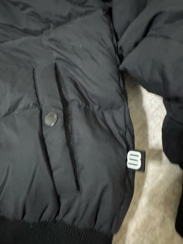 Aritzia superpuff jacket size xxs - Image 3