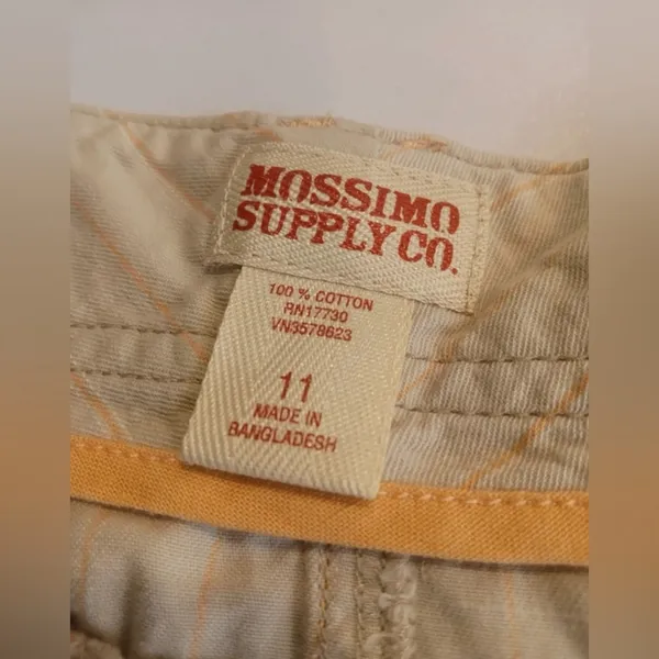 Mossimo Supply Co.‎ Beige Bermuda Shorts Size 11 / L - Image 10