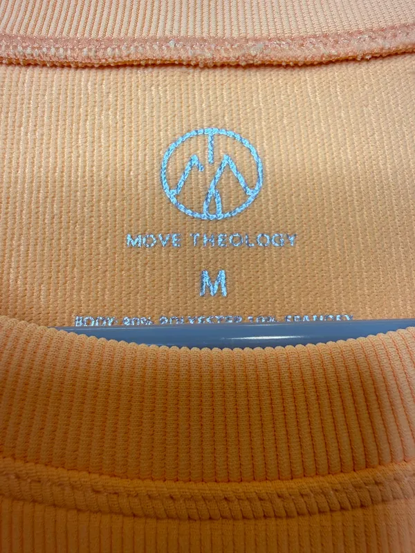 Move Theology Orange Long Sleeve Ribbed Crop Top Thumbholes Size Medium Gym - Image 3