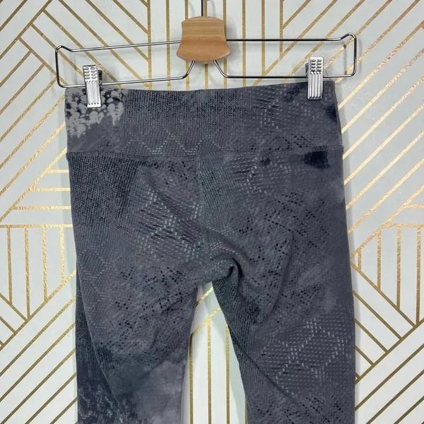 Alo Yoga Leggings Airbrush Tie Dye Abstract Print Stretch Skinny Gray Size‎ XS - Image 9