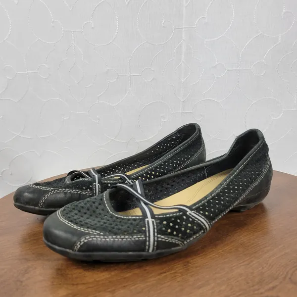 Natural Soul Women's Plantain Flats 9.5 Black Suede Leather Laser Cut Slip On - Image 2