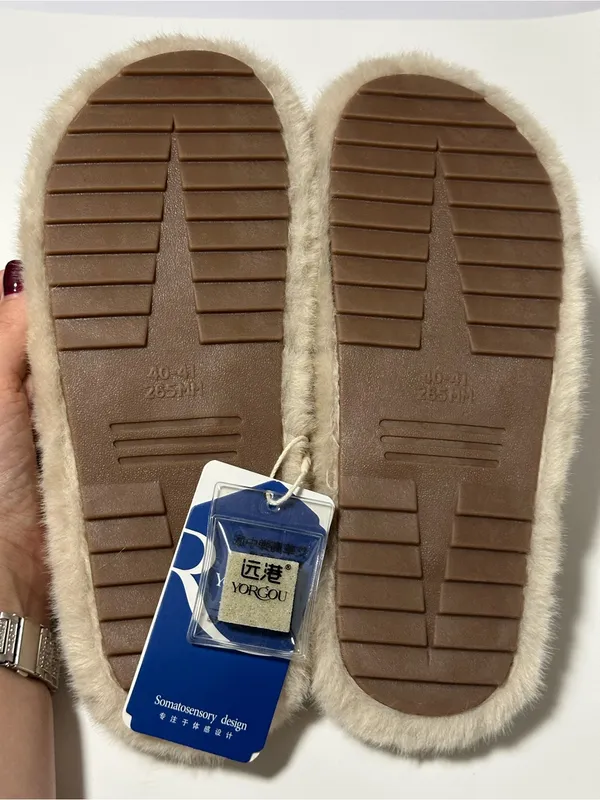 Faux Fur House Slippers - Size 40/41 - Cozy Plush Slides - Image 4