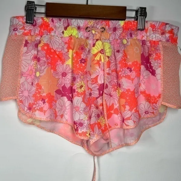 Victoria Secret Sleeping shorts - Image 5