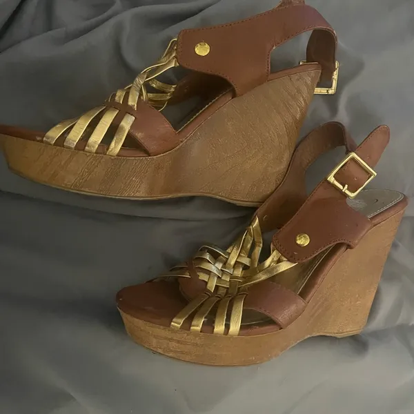 Brash Tan and Gold Women's Sandals - Image 5