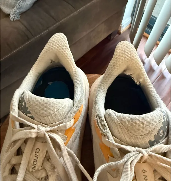 Women’s Clifton 9 Hoka - Image 4