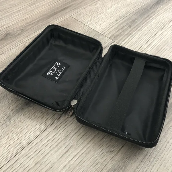 TUMI for Delta Hard Shell Amenity Travel Case Kit Zippered Pouch Toiletry Case - Image 11