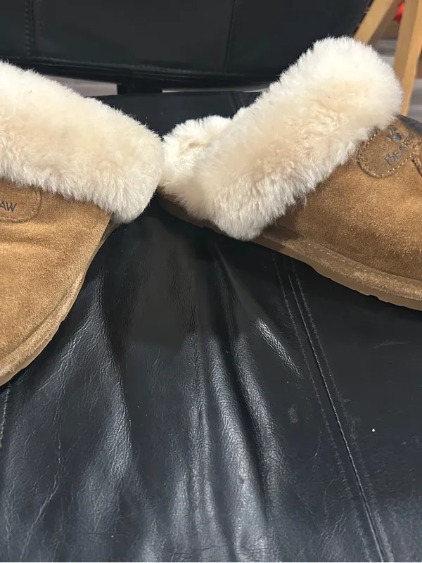 BearPaw Chestnut Suede Shearling Clog Slippers with Cream Cuff please see stain - Image 6