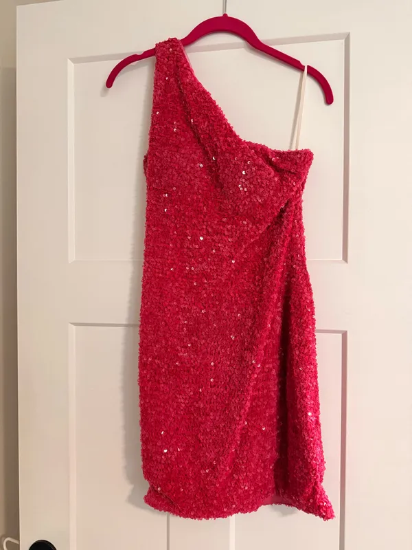 Berlin Nova hot pink sequin asymmetrical Homecoming Dress - Image 2