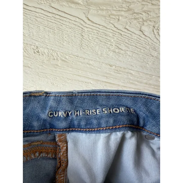 American‎ Eagle Denim Shorts Size 6 Curvy Hi-Rise Button Fly Distressed Hem - Image 6