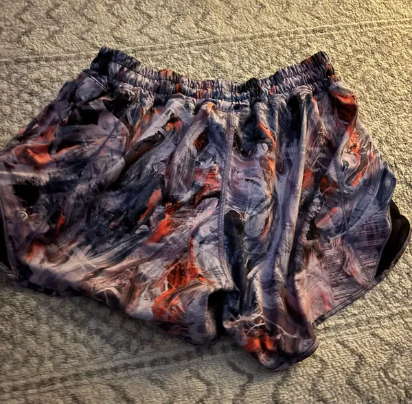 Lululemon Hotty Hot Shorts 4” - Image 2