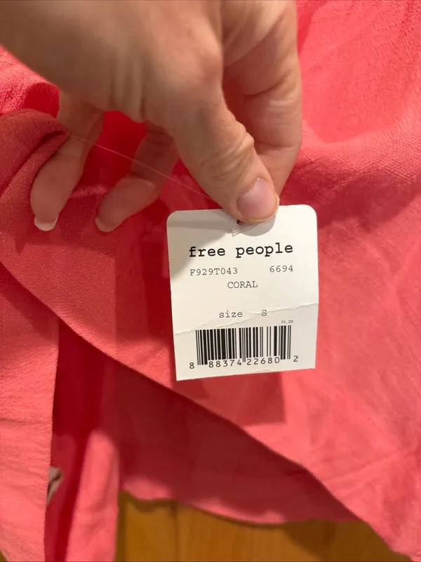 NWT Free People Coral Salmon Pink‎ Sleeveless Flutter Keyhole Tank Top Small - Image 4