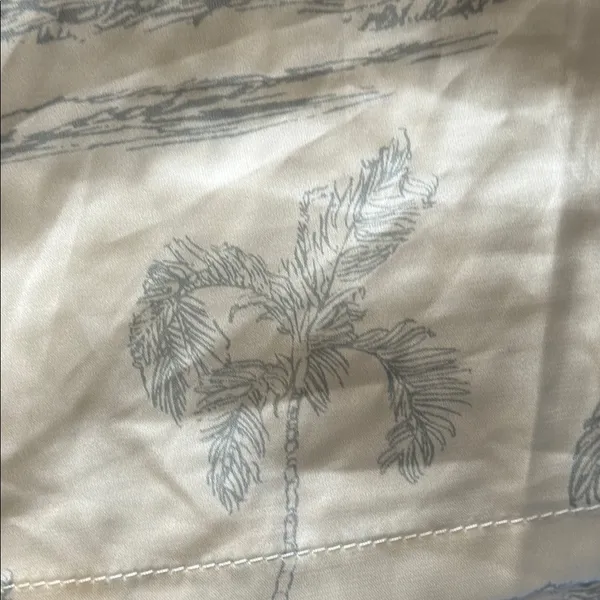 VINTAGE HAVANA White & Blue Tropical Print Stretch Waist Satin Shorts Size Small - Image 7