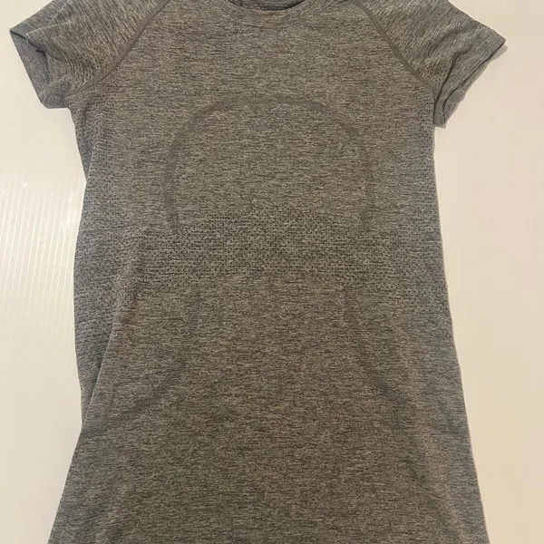 Lululemon Swiftly Tech - Image 2