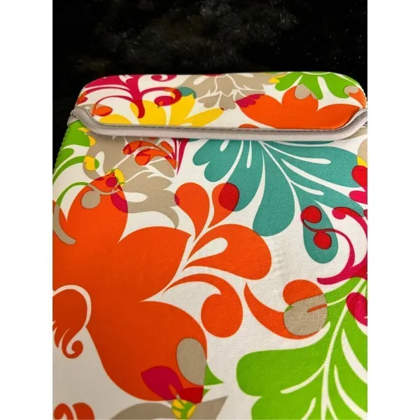 Thirty-One Tablet Cover Colorful Floral Leaf Tote a Tablet bag with Back Pocket - Image 2